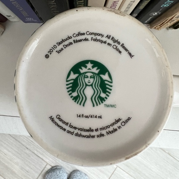Starbucks mermaid logo mug 2010 - Picture 3 of 7